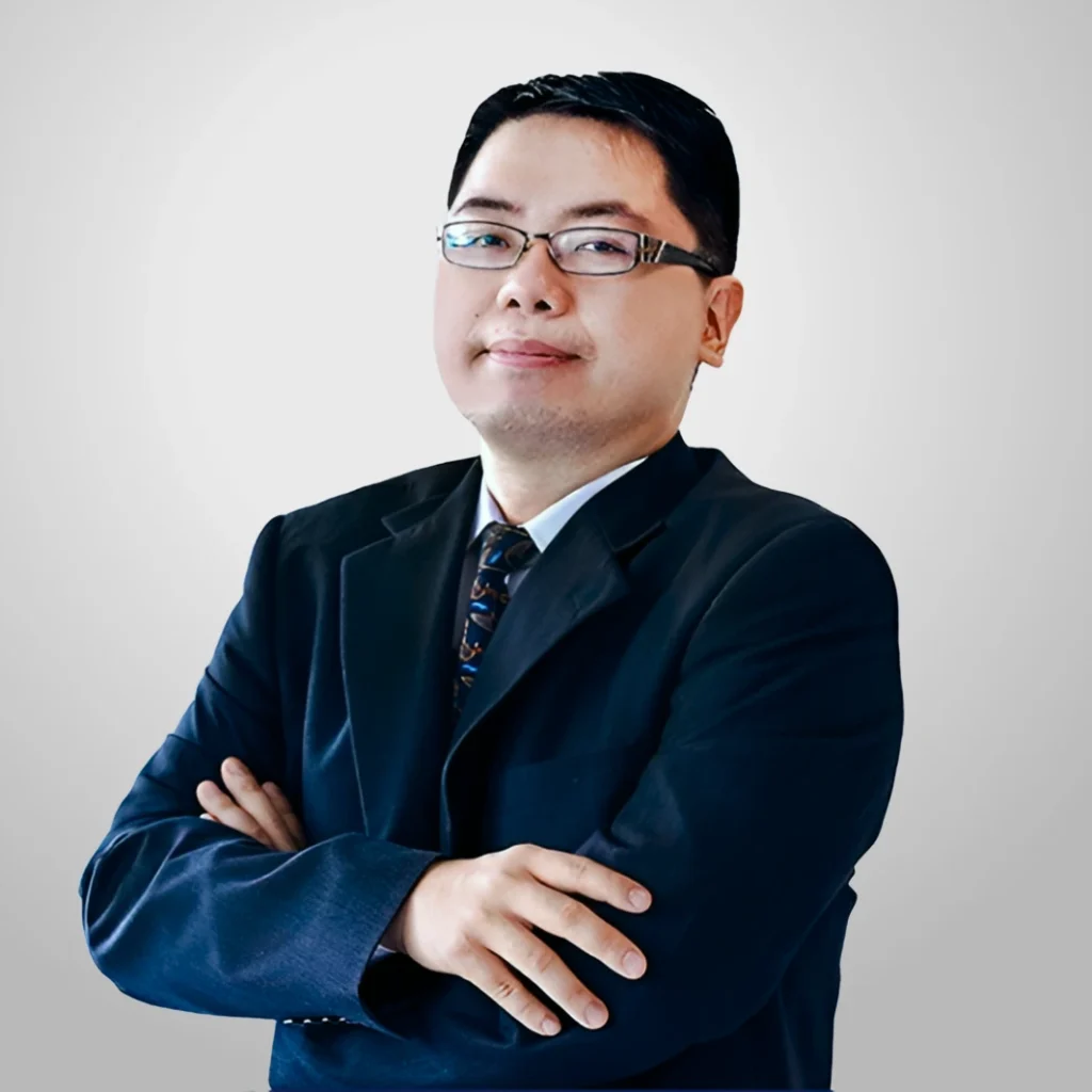 Tjhia Edy Tarlesno, Chief Operating Officer at Company Registration Indonesia